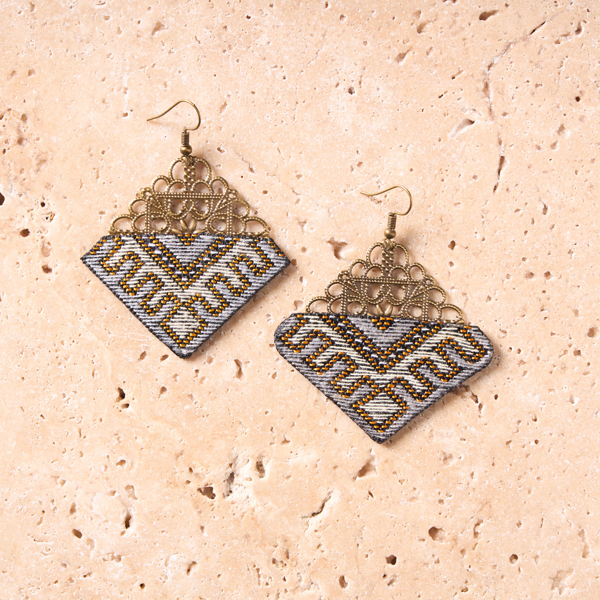 Hand-Embroidered Lightweight Earrings - MIM6310